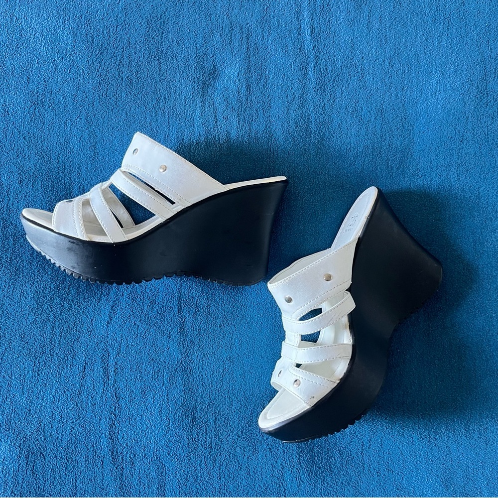 725 Originals black and white studded wedge sandals